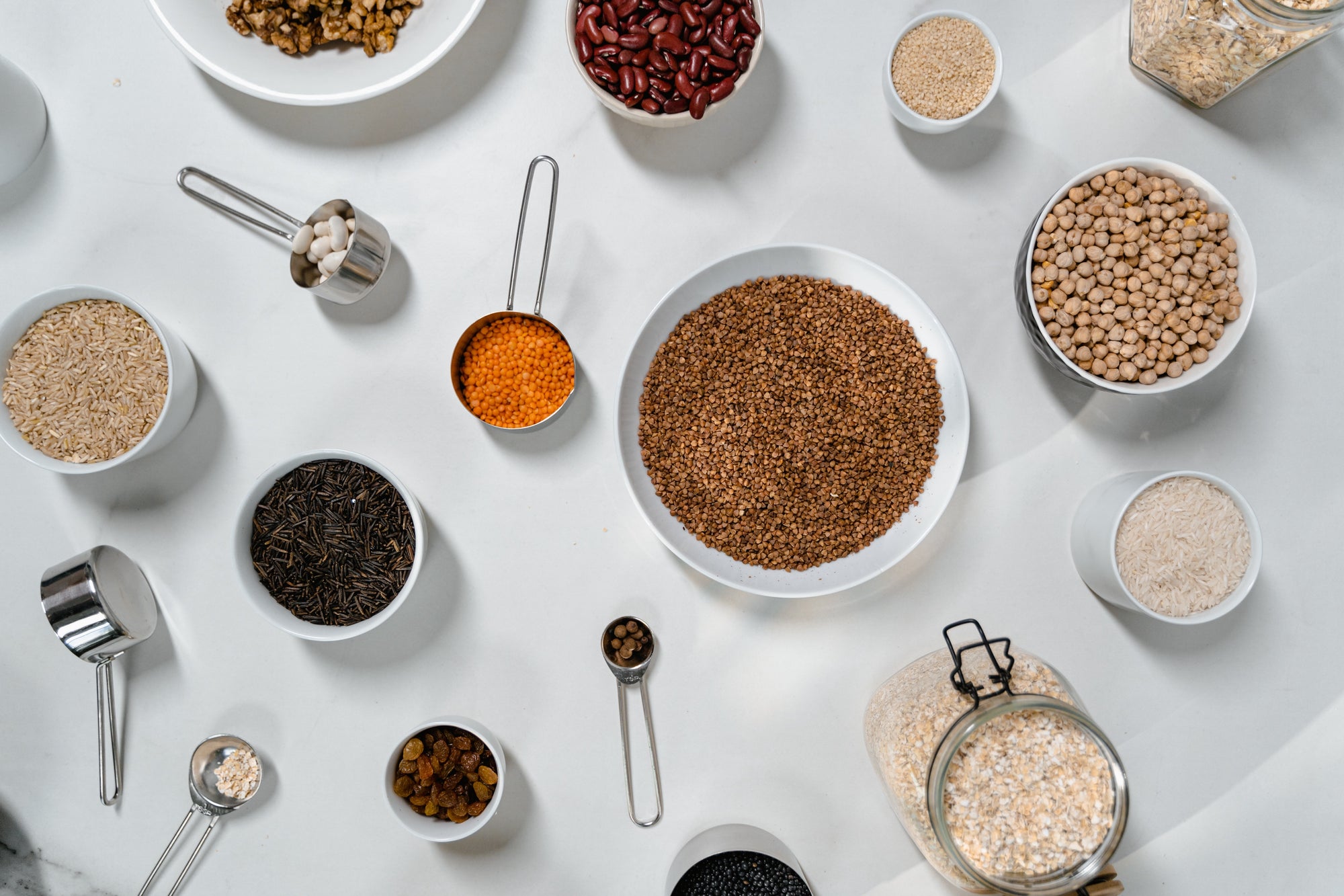 Understanding Soluble Fiber vs. Insoluble Fiber: What's the Difference?