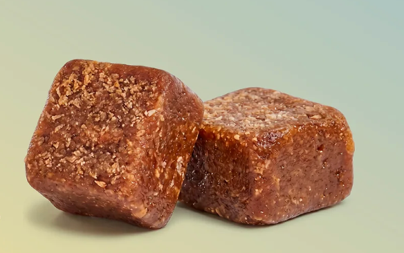 Two Fiome bites